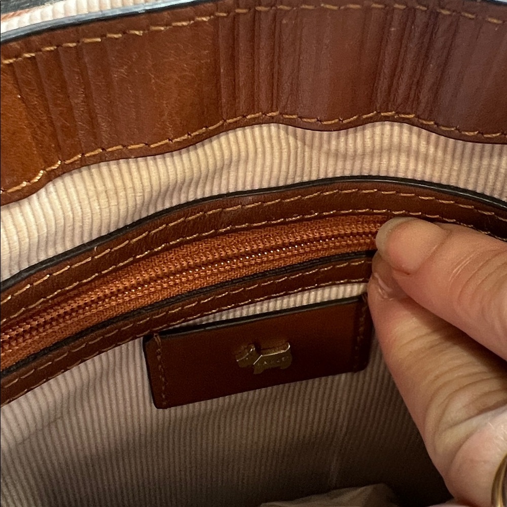 RADLEY LONDON Brown Leather Crossbody Saddle Bag with Tassel - Picture 5 of 5